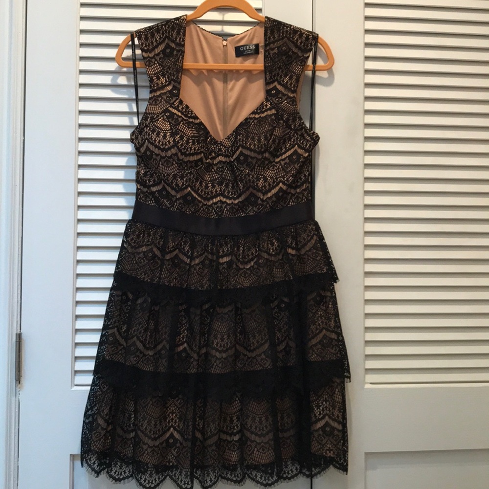 Guess Queen Anne Laced Tiered Dress Size 12